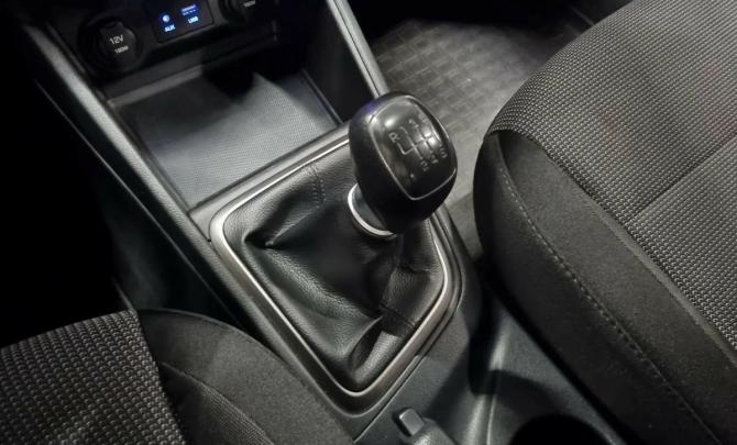 Hyundai Solaris II с пробегом 2018 года, цена 1 130 000 рублей, 125011 км, седан, Автокод Объявления