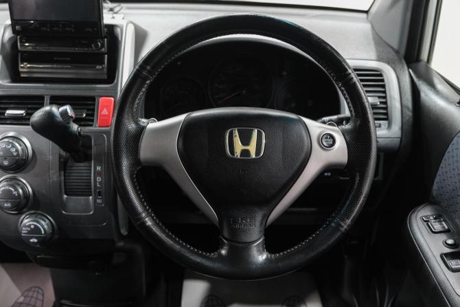 Honda Mobilio Spike I Рестайлинг с пробегом 2007 года, цена 579 000 рублей, 252000 км, компактвэн, Автокод Объявления