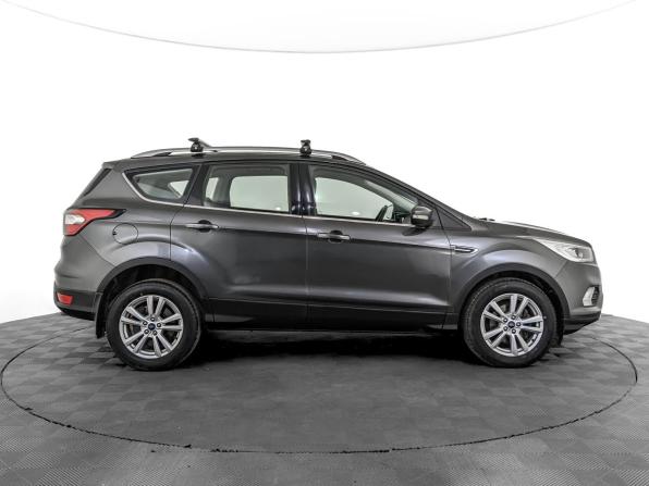 Ford Kuga II Рестайлинг с пробегом 2018 года, цена 1 670 000 рублей, 113971 км, внедорожник, Автокод Объявления