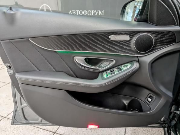 Mercedes-Benz C-Класс IV (W205) Рестайлинг с пробегом 2019 года, цена 3 600 000 рублей, 86200 км, седан, Автокод Объявления