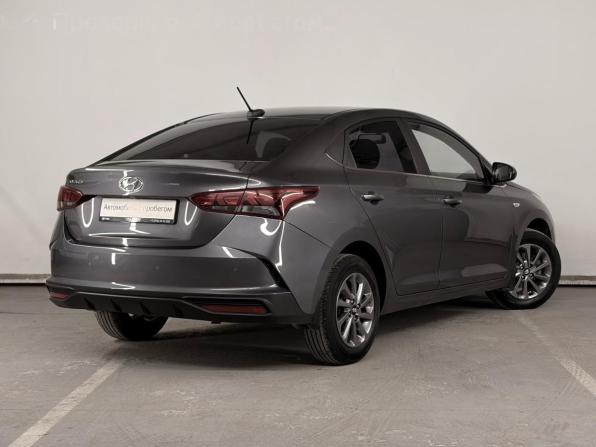Hyundai Solaris II Рестайлинг с пробегом 2021 года, цена 1 630 000 рублей, 90508 км, седан, Автокод Объявления