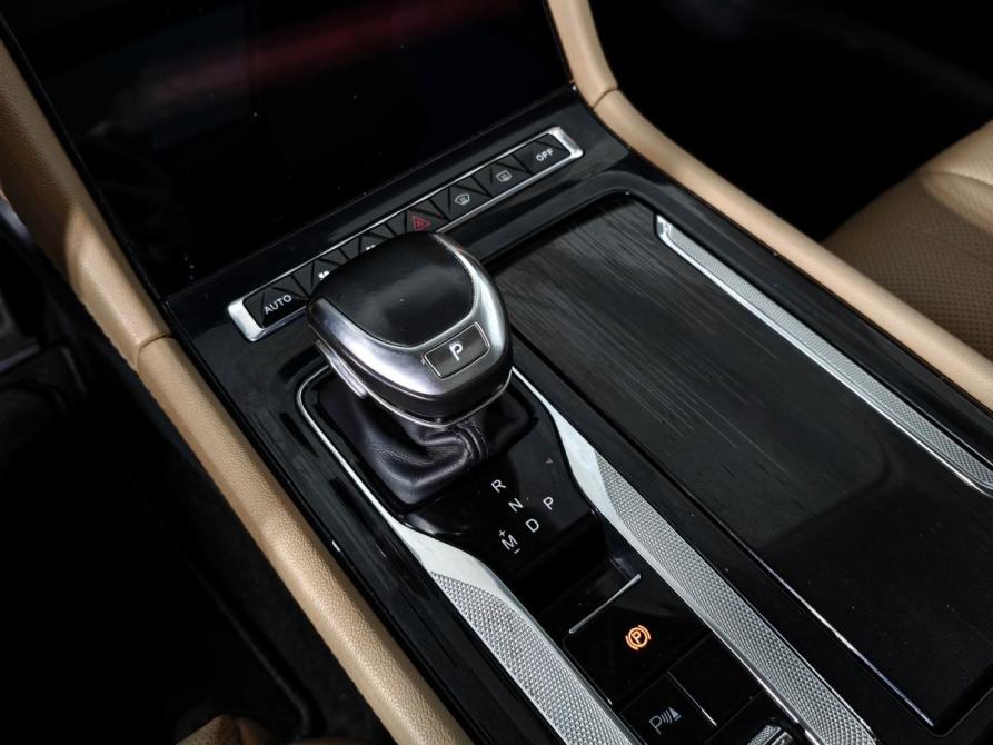 Hongqi H5 II Санкт-Петербург  - изображение 11