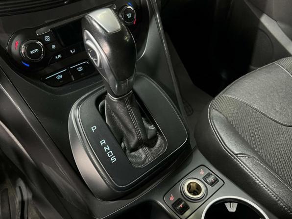 Ford Kuga II с пробегом 2015 года, цена 1 250 000 рублей, 130437 км, внедорожник, Автокод Объявления