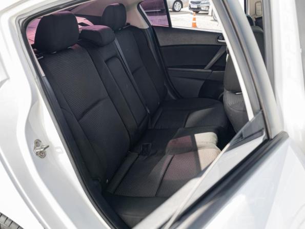 Mazda 3 II (BL) Рестайлинг с пробегом 2012 года, цена 820 000 рублей, 246041 км, седан, Автокод Объявления