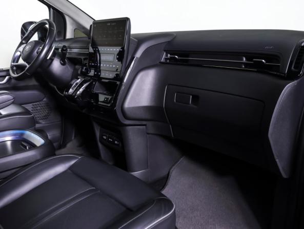 Hyundai Staria I с пробегом 2021 года, цена 3 990 000 рублей, 118800 км, минивэн, Автокод Объявления