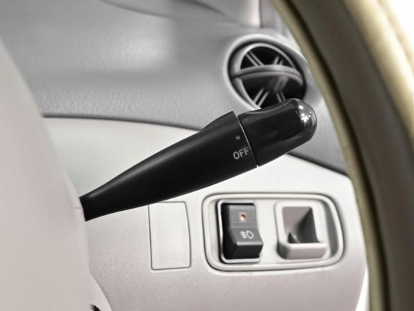 Toyota Platz с пробегом 1999 года, цена 334 000 рублей, 289222 км, седан, Автокод Объявления