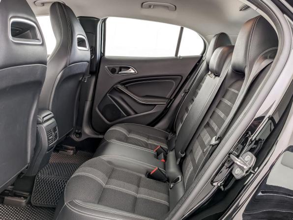 Mercedes-Benz GLA I (X156) Рестайлинг с пробегом 2019 года, цена 2 390 000 рублей, 91530 км, внедорожник, Автокод Объявления