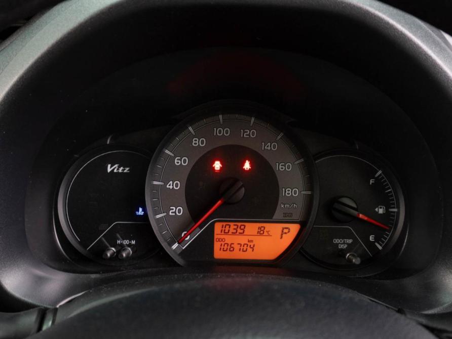 Toyota Vitz III (XP130) Рестайлинг 2 Тюмень  - изображение 12