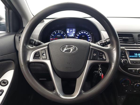 Hyundai Solaris I Рестайлинг с пробегом 2014 года, цена 915 000 рублей, 152000 км, хэтчбек, Автокод Объявления