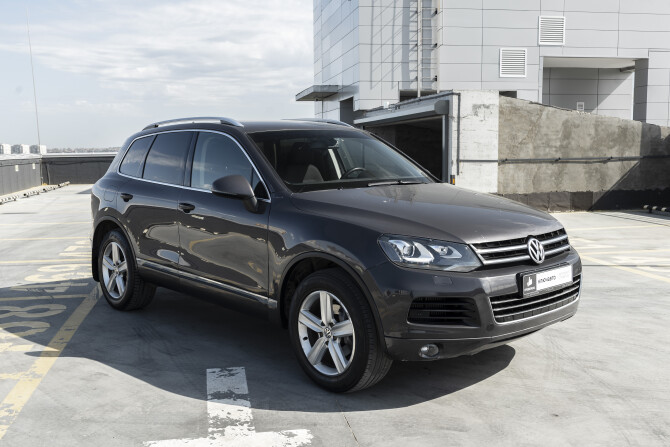 Volkswagen Touareg II с пробегом 2012 года, цена 1 720 000 рублей, 240232 км, внедорожник, Автокод Объявления
