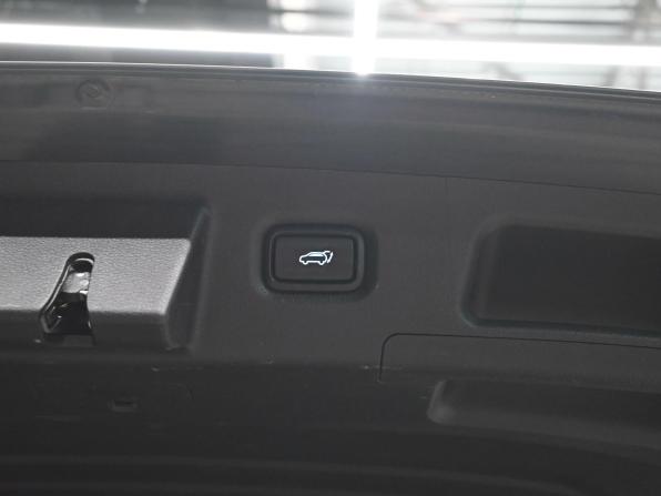 Hyundai Santa Fe IV Рестайлинг с пробегом 2021 года, цена 3 120 000 рублей, 89456 км, внедорожник, Автокод Объявления