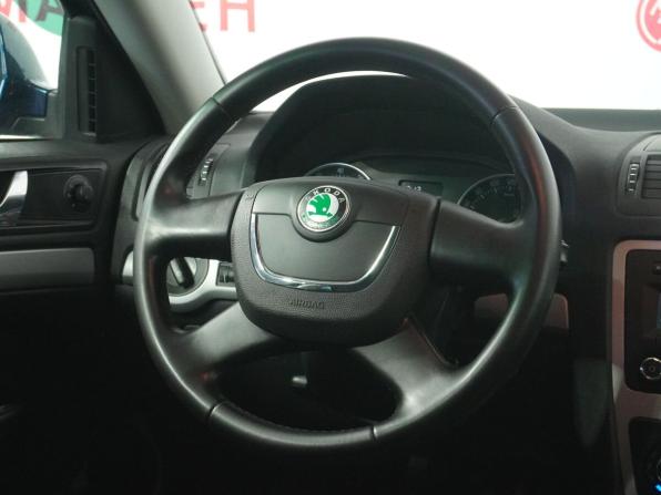 Skoda Octavia II (A5) Рестайлинг с пробегом 2012 года, цена 860 000 рублей, 169922 км, лифтбек, Автокод Объявления