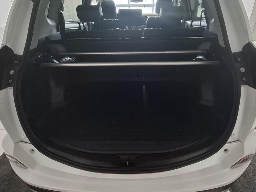 Toyota RAV4 IV (XA40) Рестайлинг Екатеринбург  - изображение 9