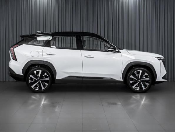 Geely Atlas II с пробегом 2025 года, цена 3 069 000 рублей, 3469 км, внедорожник, Автокод Объявления