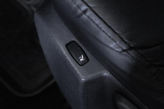 Renault Sandero II с пробегом 2015 года, цена 999 000 рублей, 69699 км, хэтчбек, Автокод Объявления