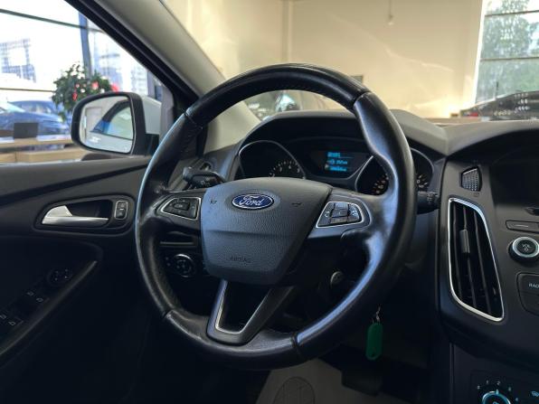 Ford Focus III Рестайлинг с пробегом 2017 года, цена 1 090 000 рублей, 108659 км, хэтчбек, Автокод Объявления