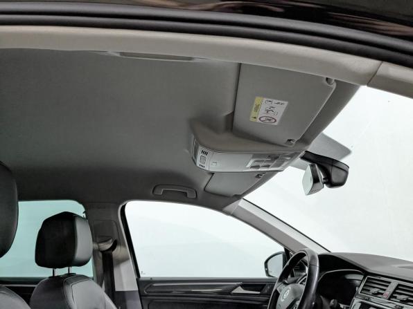 Volkswagen Tiguan II с пробегом 2018 года, цена 3 050 000 рублей, 84489 км, внедорожник, Автокод Объявления