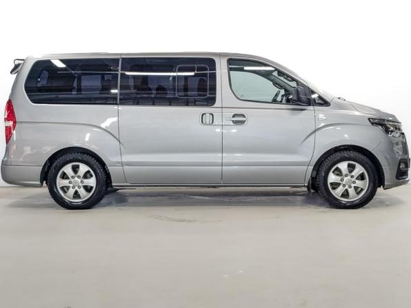 Hyundai Grand Starex I Рестайлинг 2 с пробегом 2019 года, цена 3 395 000 рублей, 72638 км, минивэн, Автокод Объявления