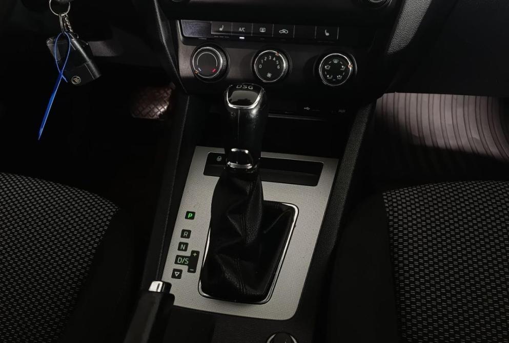 Skoda Octavia III (A7) Волгоград  - изображение 14