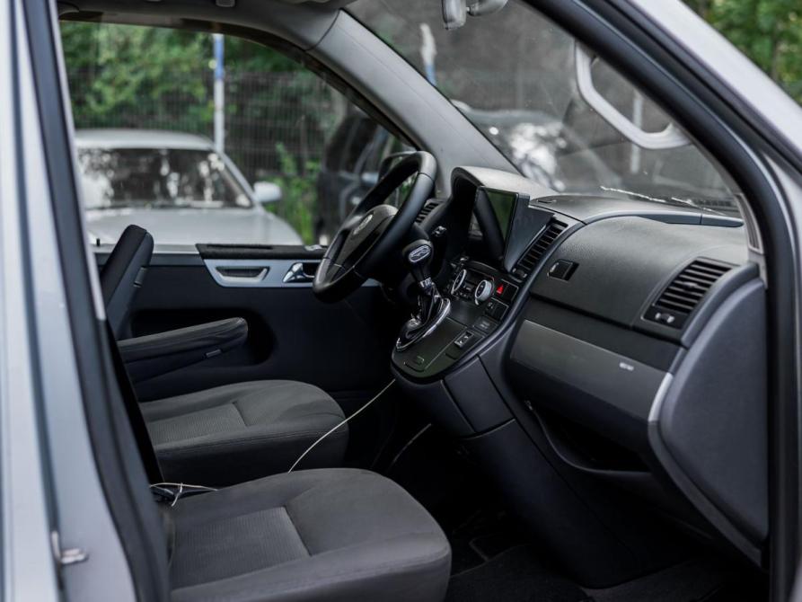 Volkswagen Multivan T5 Санкт-Петербург  - изображение 13