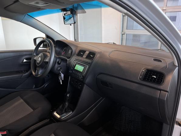 Volkswagen Polo V с пробегом 2011 года, цена 712 000 рублей, 133967 км, седан, Автокод Объявления