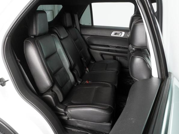 Ford Explorer V с пробегом 2015 года, цена 1 699 000 рублей, 140165 км, внедорожник, Автокод Объявления