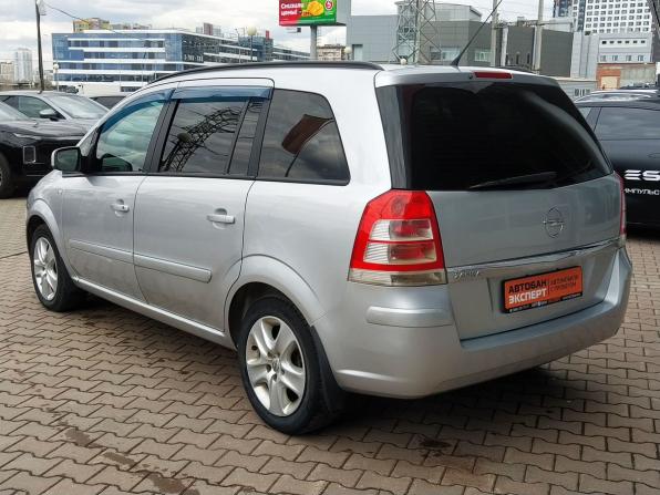 Opel Zafira B Рестайлинг с пробегом 2011 года, цена 550 000 рублей, 285000 км, компактвэн, Автокод Объявления
