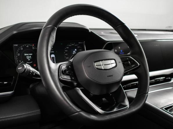 Geely Monjaro I Рестайлинг с пробегом 2025 года, цена 3 995 000 рублей, 9500 км, внедорожник, Автокод Объявления