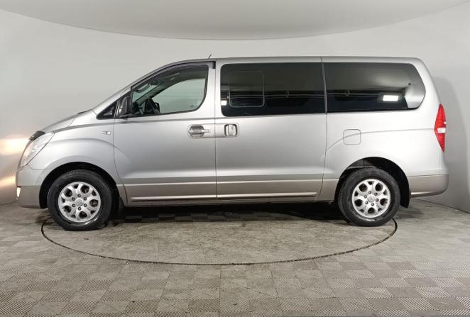 Hyundai H-1 II с пробегом 2014 года, цена 1 730 000 рублей, 217252 км, минивэн, Автокод Объявления
