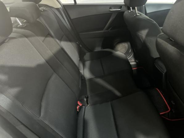 Mazda 3 II (BL) с пробегом 2011 года, цена 795 000 рублей, 215635 км, седан, Автокод Объявления