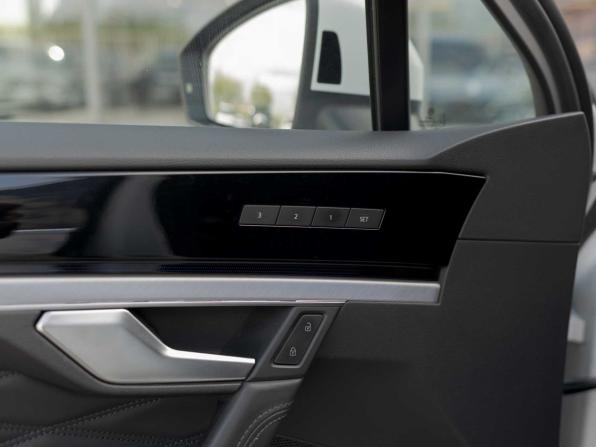 Volkswagen Touareg III с пробегом 2021 года, цена 5 330 000 рублей, 124168 км, внедорожник, Автокод Объявления