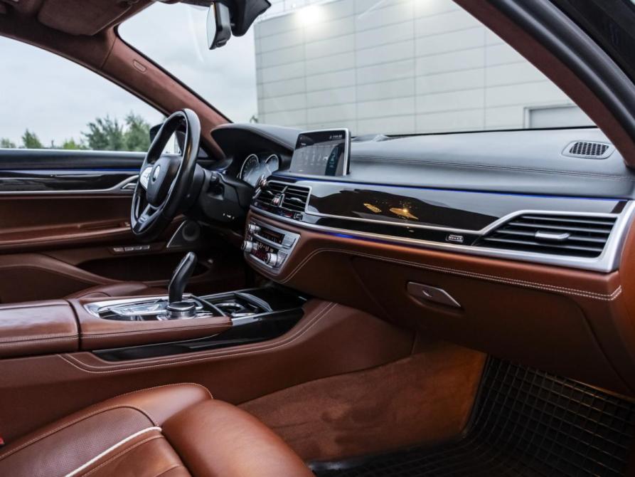 BMW 7 серии VI (G11/G12) Москва  - изображение 12
