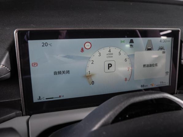 Toyota RAV4 VI (XA60) с пробегом 2026 года, цена 4 400 000 рублей, 88 км, внедорожник, Автокод Объявления