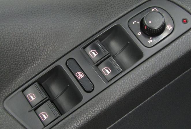 Volkswagen Tiguan I Рестайлинг с пробегом 2012 года, цена 1 019 000 рублей, 184069 км, внедорожник, Автокод Объявления