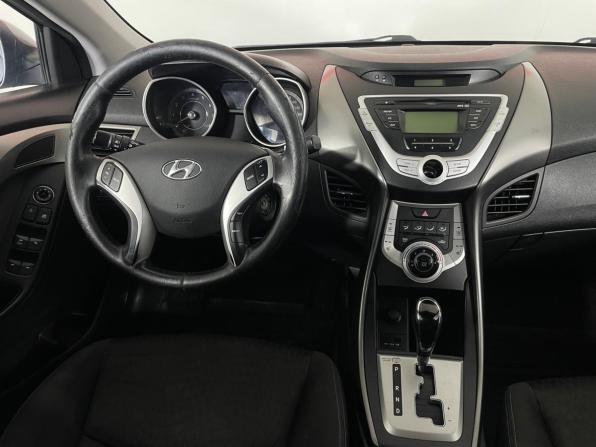 Hyundai Elantra V (MD) с пробегом 2012 года, цена 900 000 рублей, 131000 км, седан, Автокод Объявления