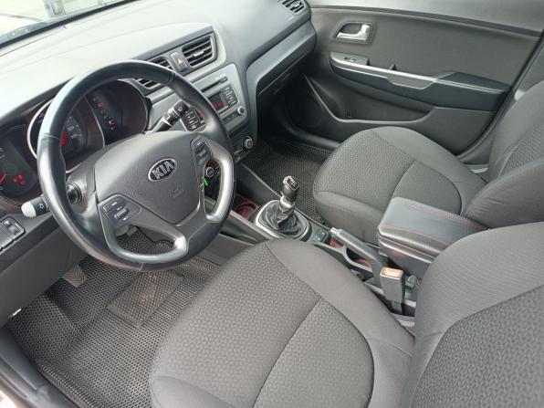 Kia Rio III Рестайлинг с пробегом 2016 года, цена 1 010 000 рублей, 99573 км, седан, Автокод Объявления