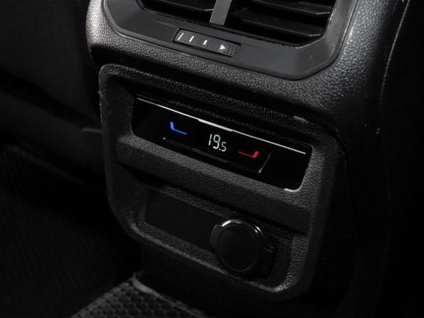Volkswagen Tiguan II Рестайлинг с пробегом 2021 года, цена 2 833 000 рублей, 123100 км, внедорожник, Автокод Объявления
