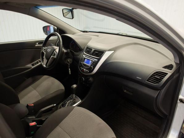 Hyundai Solaris I с пробегом 2011 года, цена 725 000 рублей, 154634 км, седан, Автокод Объявления