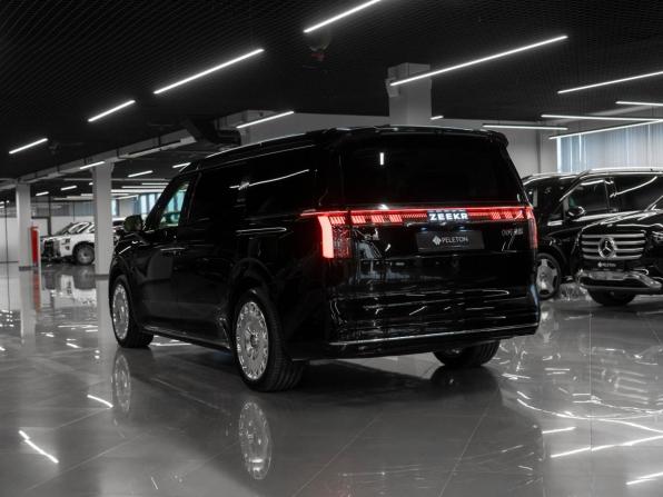 Zeekr 009 I с пробегом 2024 года, цена 16 000 000 рублей, 98 км, минивэн, Автокод Объявления