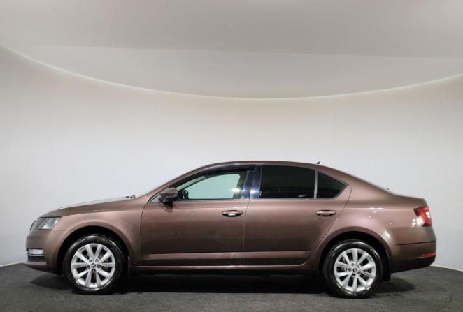 Skoda Octavia III (A7) Рестайлинг с пробегом 2017 года, цена 1 450 000 рублей, 166573 км, лифтбек, Автокод Объявления