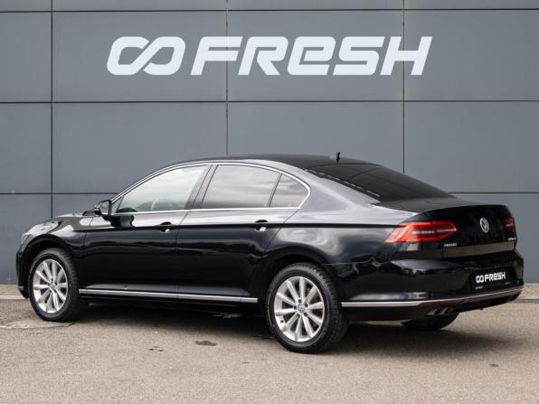 Volkswagen Passat B8 с пробегом 2017 года, цена 2 520 000 рублей, 167915 км, седан, Автокод Объявления