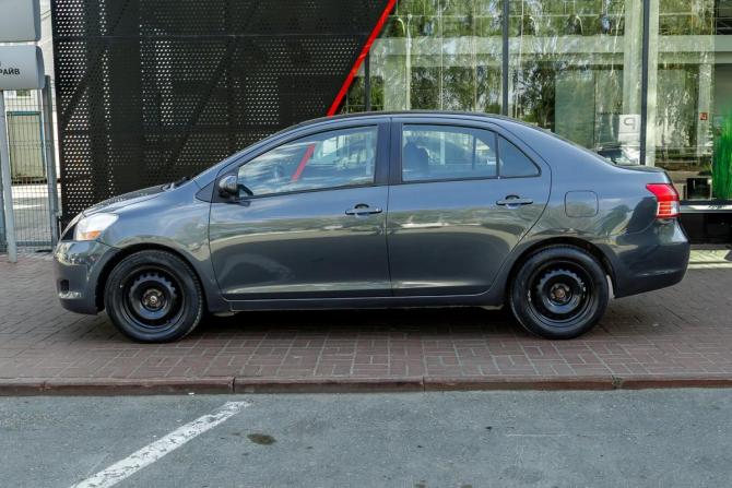 Toyota Yaris II с пробегом 2006 года, цена 470 000 рублей, 207000 км, седан, Автокод Объявления