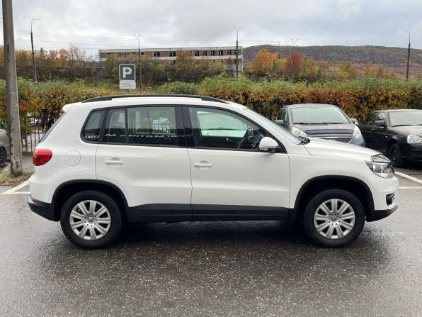 Volkswagen Tiguan I Рестайлинг с пробегом 2012 года, цена 999 000 рублей, 110000 км, внедорожник, Автокод Объявления