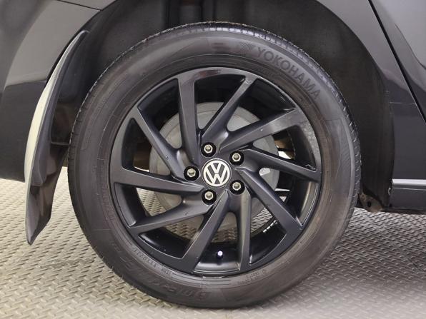 Volkswagen Polo V с пробегом 2013 года, цена 1 005 000 рублей, 134500 км, седан, Автокод Объявления