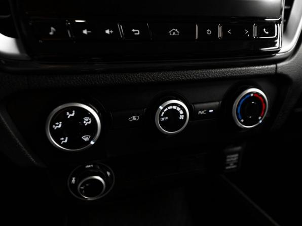 Isuzu D-Max III с пробегом 2025 года, цена 5 050 000 рублей, 158 км, пикап, Автокод Объявления