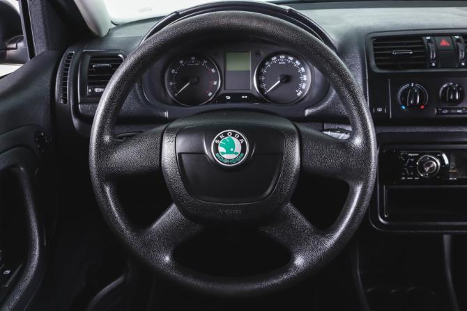 Skoda Fabia II Рестайлинг с пробегом 2010 года, цена 669 000 рублей, 117211 км, хэтчбек, Автокод Объявления