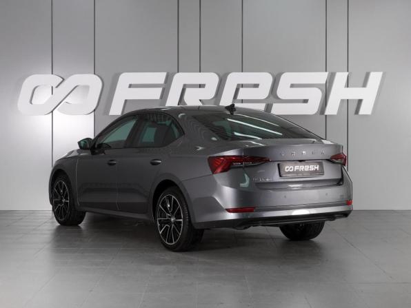 Skoda Octavia IV (A8) с пробегом 2020 года, цена 2 679 000 рублей, 105070 км, лифтбек, Автокод Объявления