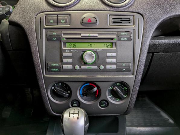 Ford Fusion I Рестайлинг с пробегом 2006 года, цена 449 500 рублей, 164000 км, хэтчбек, Автокод Объявления