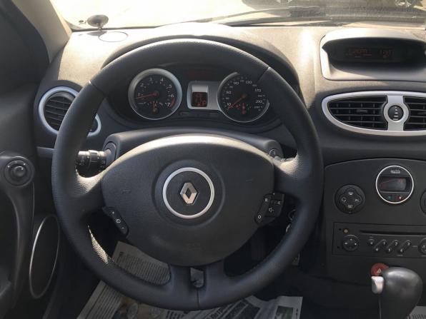 Renault Clio III с пробегом 2007 года, цена 649 000 рублей, 201144 км, хэтчбек, Автокод Объявления