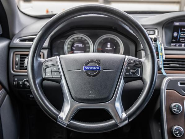 Volvo XC70 II с пробегом 2012 года, цена 1 378 000 рублей, 299373 км, универсал, Автокод Объявления